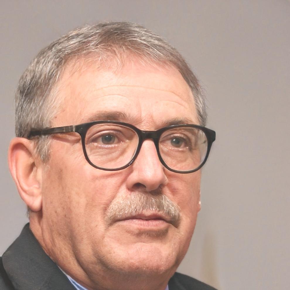 Marcus Weber, Finanzanalyst